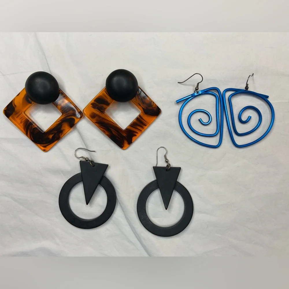 Earrings 3 pair of Vintage Geometric earrings wood metal plastic 80’s